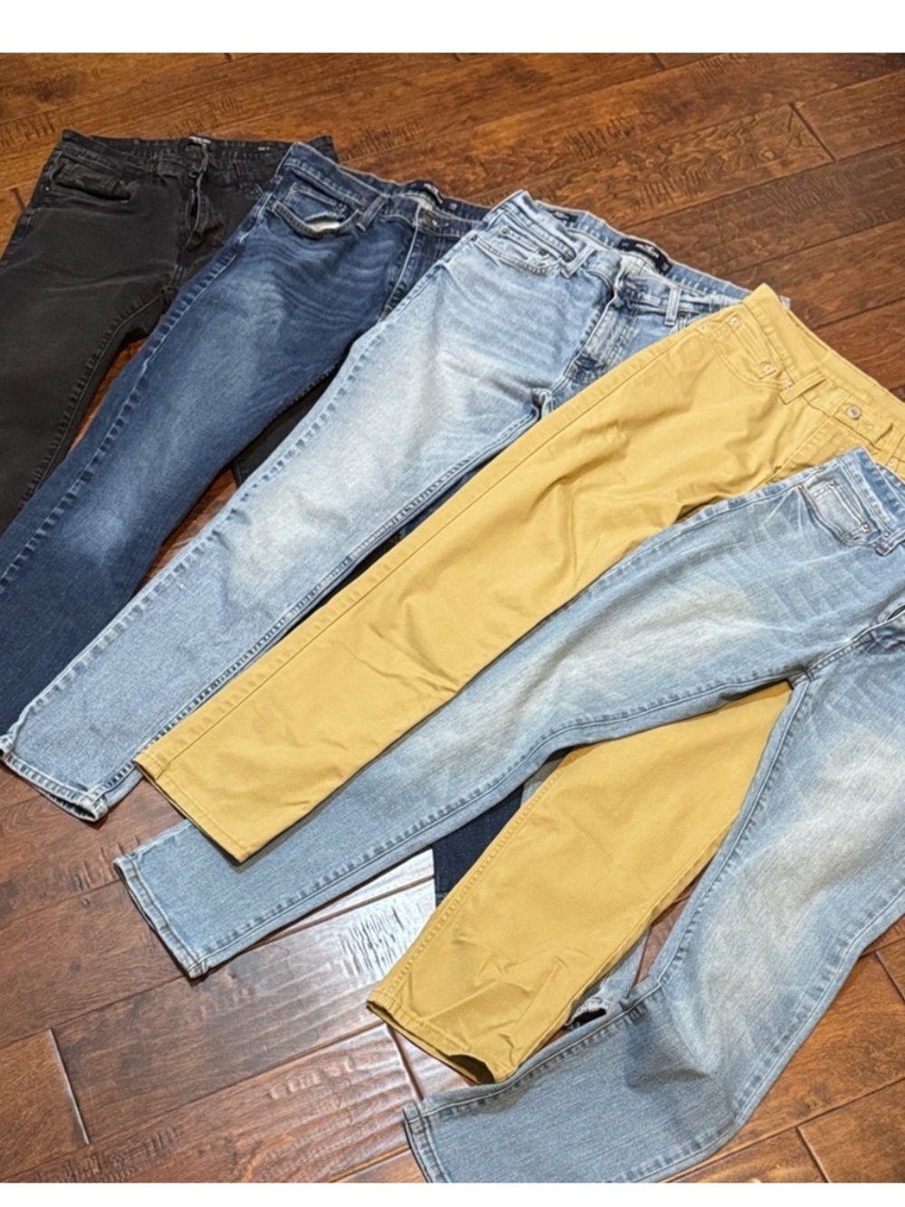 Hollister Men's Jeans Assorted bundle Colors 5 pairs size 32/32 skinny